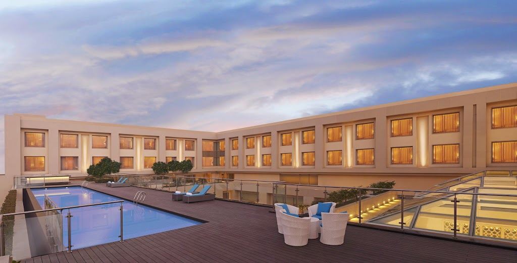 Double Tree by Hilton Agra temp