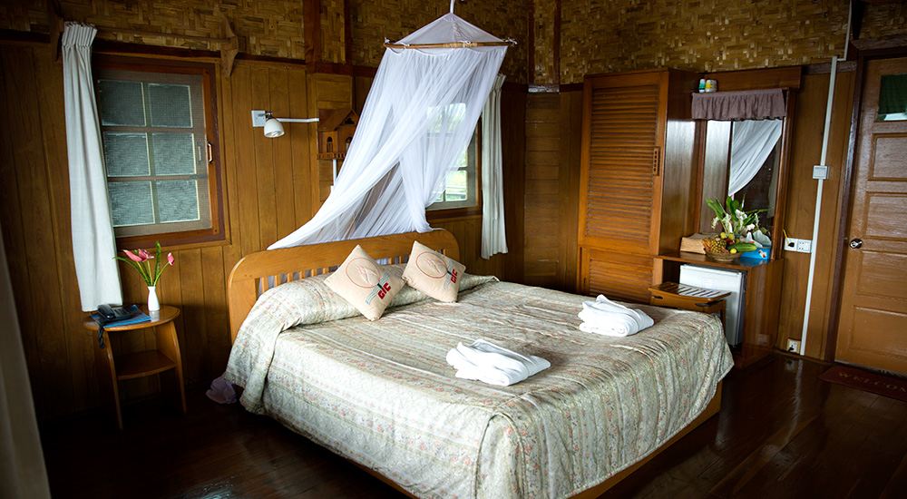 Golden Island Cottages