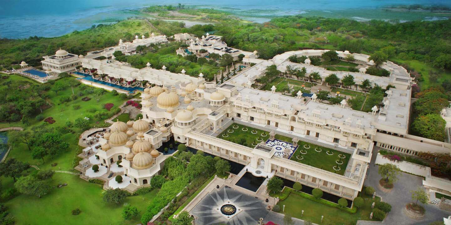 Oberoi Udaivilas temp