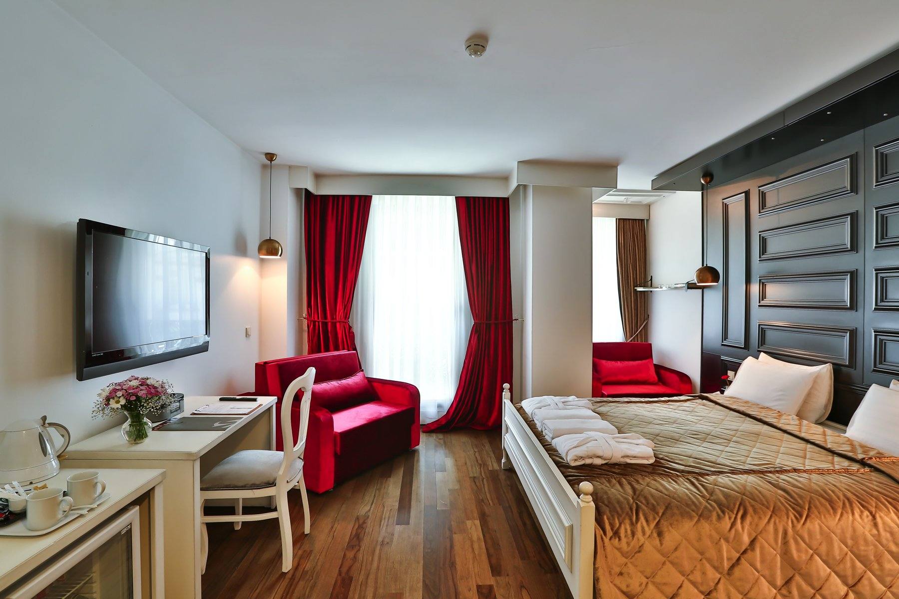 Senatus Hotel temp