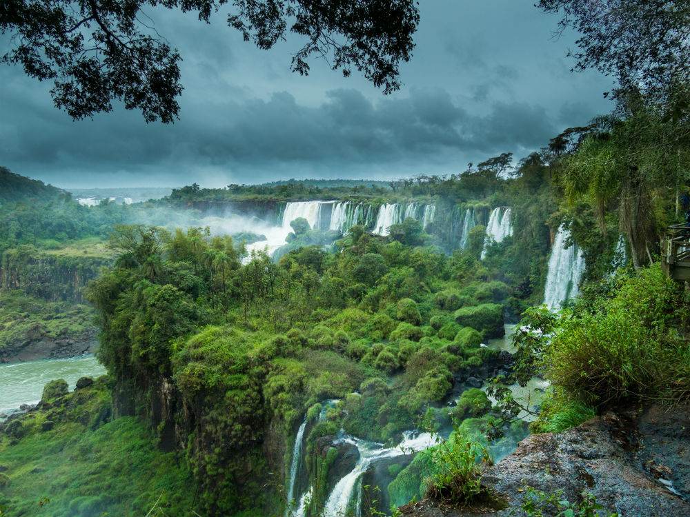 Falls