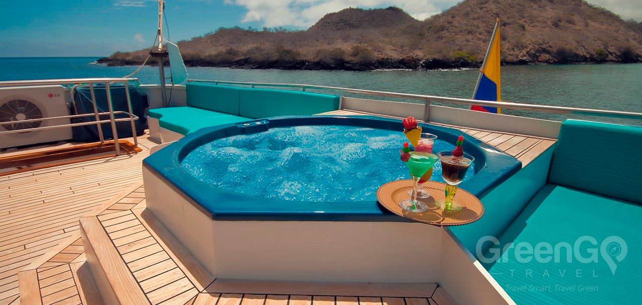 Anahi Catamaran