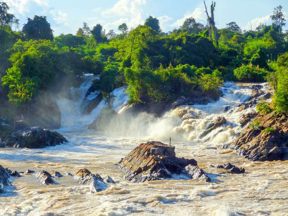 Pha Pheng Falls